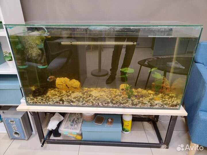 Аквариум 180 литров укомплектованный