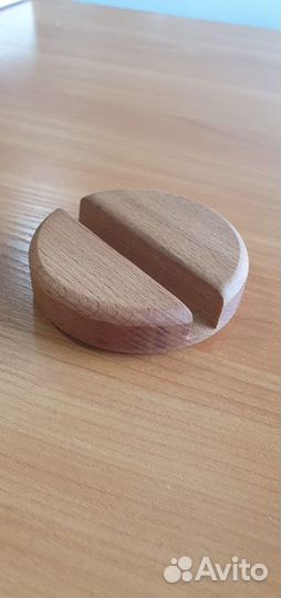 Подставка для телефона, дуб