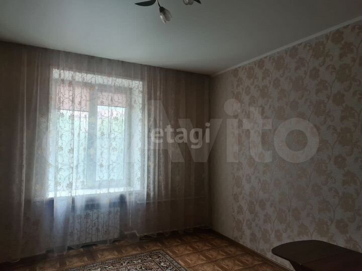 1-к. квартира, 42 м², 2/4 эт.