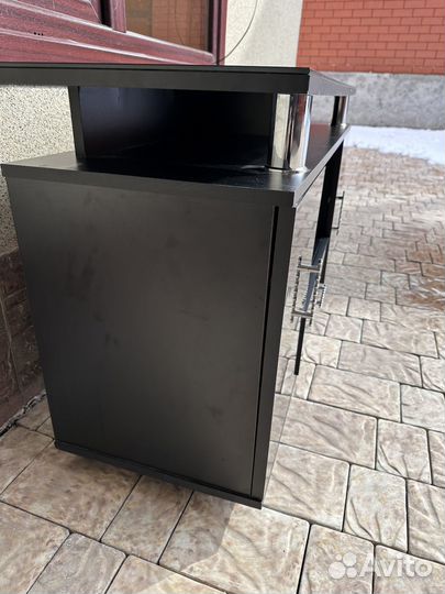 Подставка для телевизора