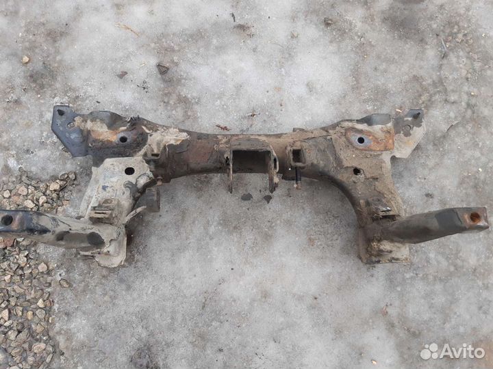 Подрамник киа спектра