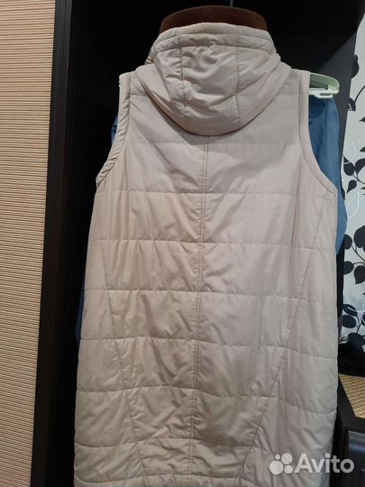 Жилетка безрукавка