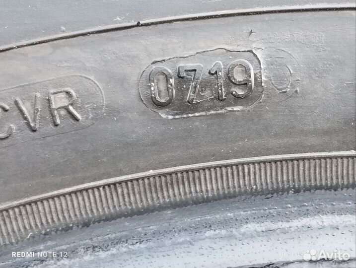 Шины 215 65 16 зимние бу