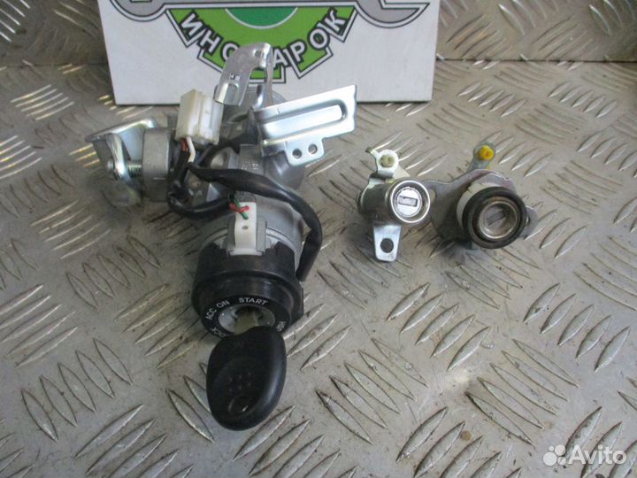 Замок зажигания Киа Рио 3 2012г