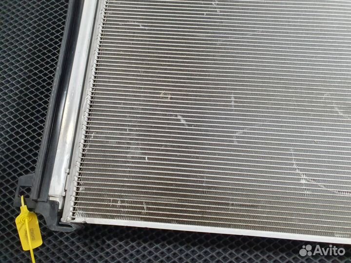 Радиатор кондиционера Mercedes-Benz E-Класс