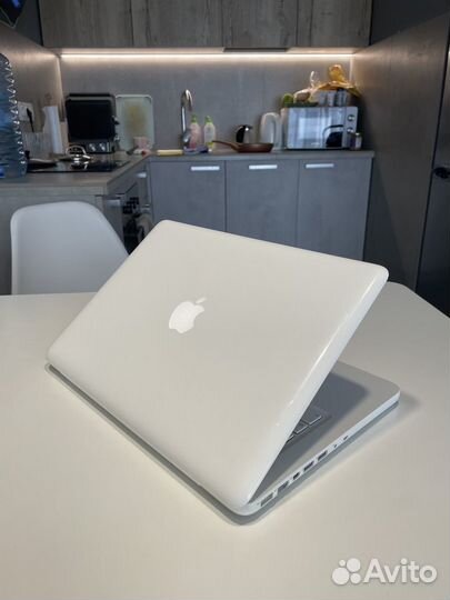 MacBook 13 4gb 120gb SSD (65 циклов)