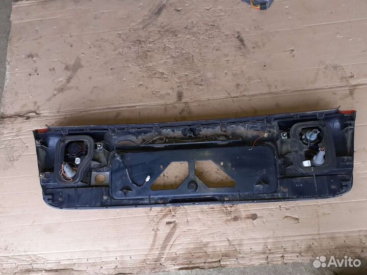 Фонарь задний Центральный Мазда 626 GE хэтчбек