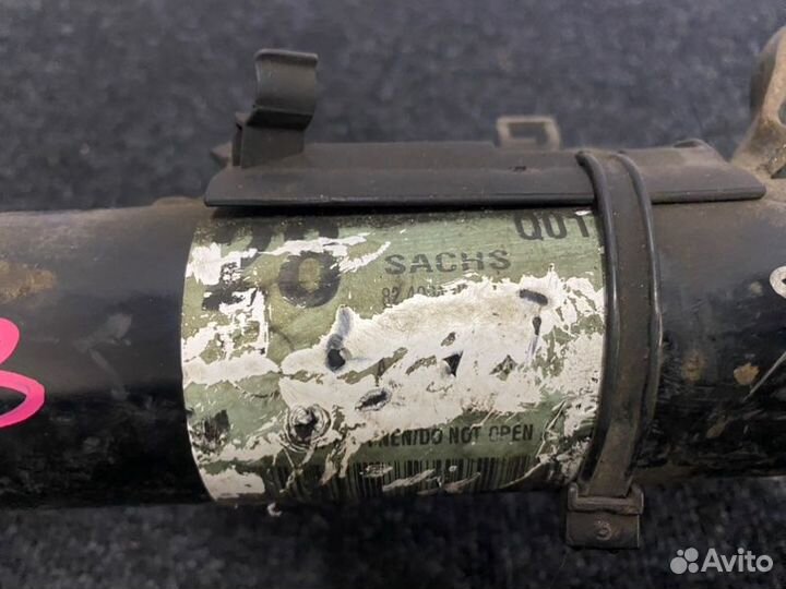 Амортизатор передний Mercedes 203 W203 M271.940