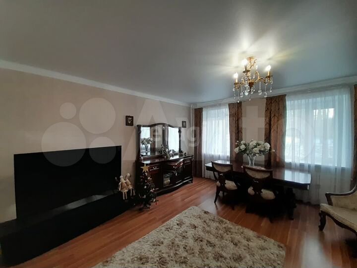 2-к. квартира, 83,7 м², 1/10 эт.