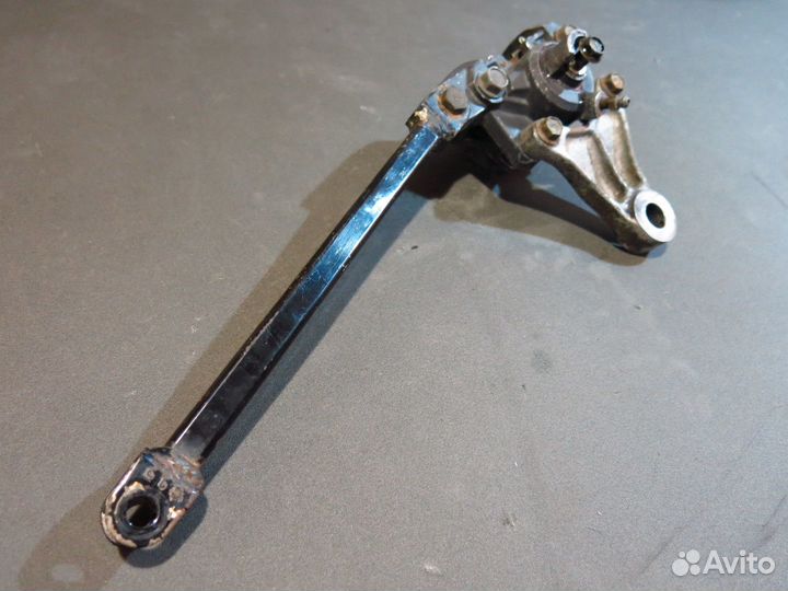 Суппорт задний Suzuki GSF 250 Bandit