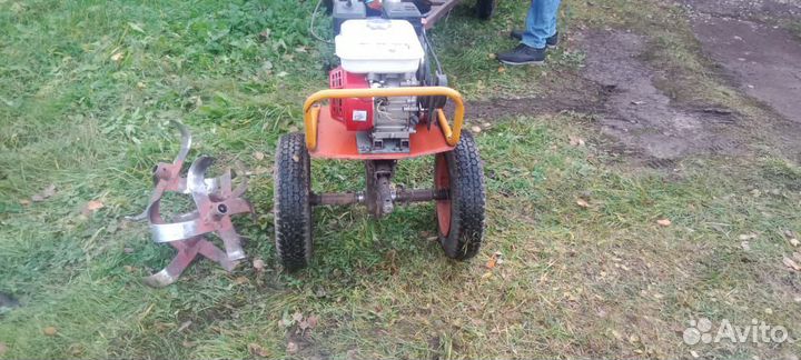 Мотоблок с прицепом самосвалом