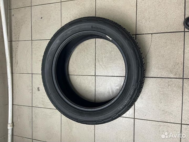 Continental Conti4x4Contact 235/50 R19