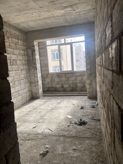 2-к. квартира, 68 м², 1/4 эт.