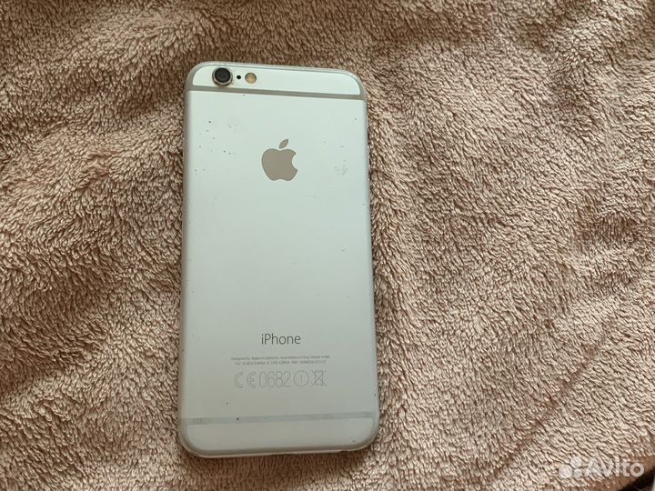 Телефон iPhone 6s