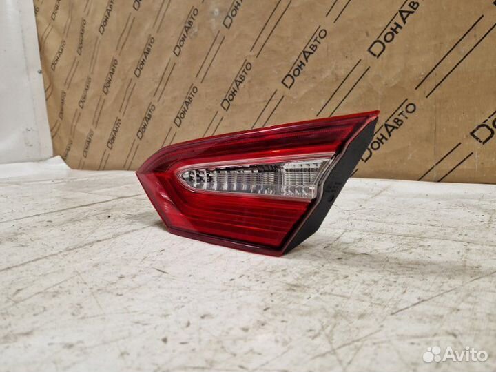 Фонарь правый Toyota Camry V70