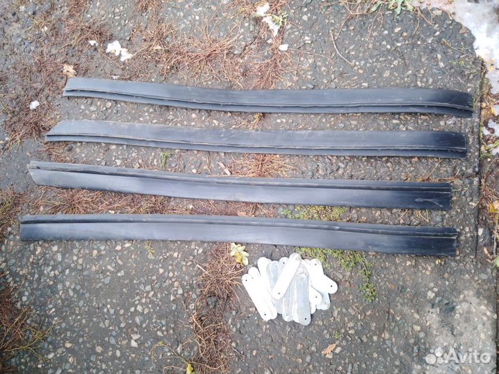 Расширители колесных арок резиновые