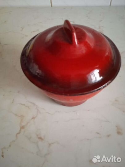 Кастрюли новые и бу,разные размеры