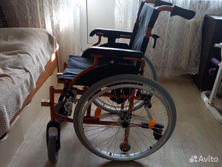 Коляска инвалидная