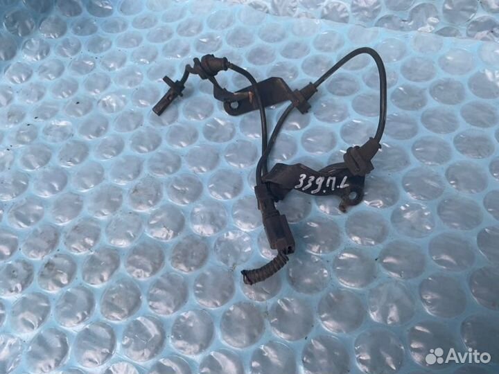 Датчик abs передний левый Honda Crosstour TF2