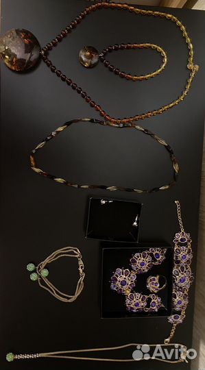 Бусы и колье