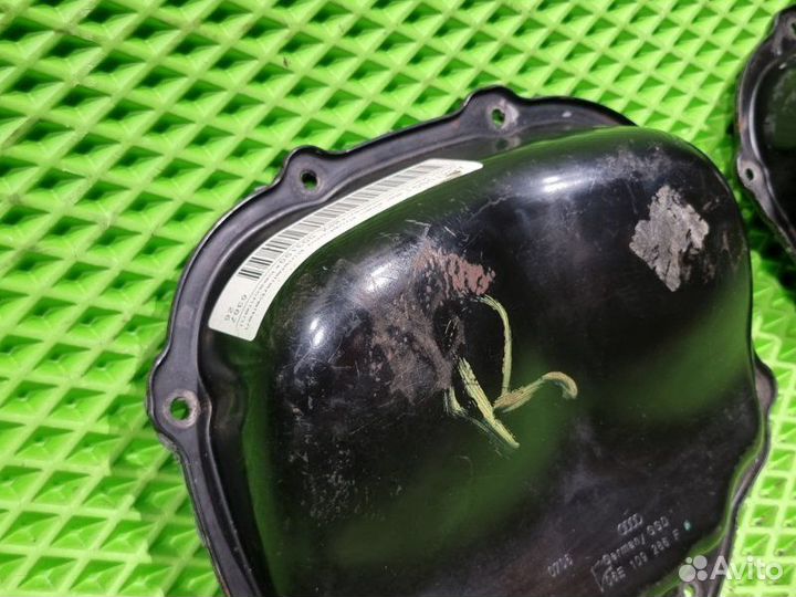 Крышка двигателя Audi A8 D3 BPK 2006