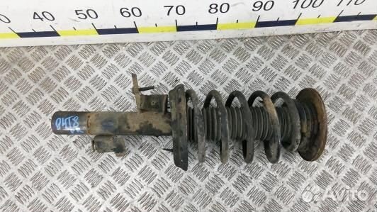 Стойка передняя правая volvo V70 3 (94T08N501)