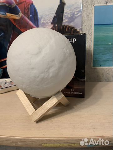 Светильник настольный