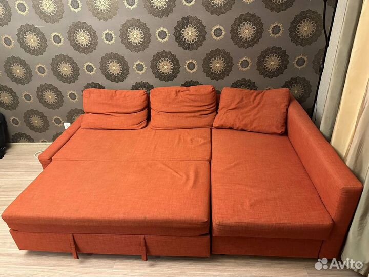 Большой угловой диван раскладной бу