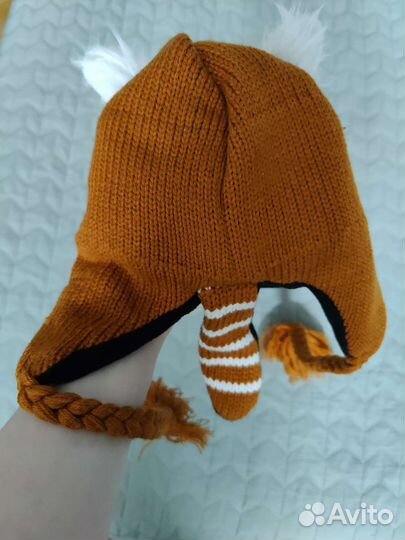 Шапка енот на флисе с ушами и хвостом