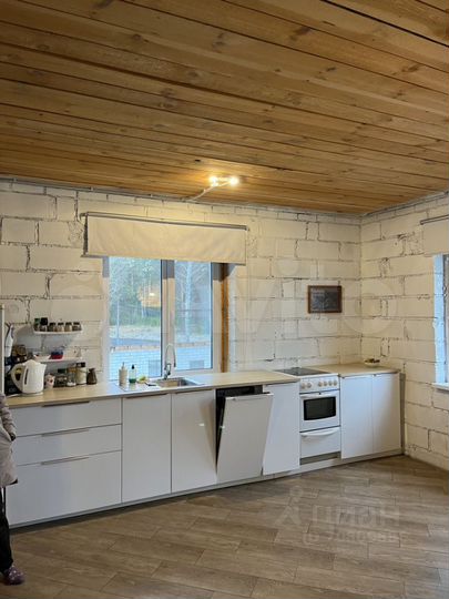 Дом 197 м² на участке 20 сот.