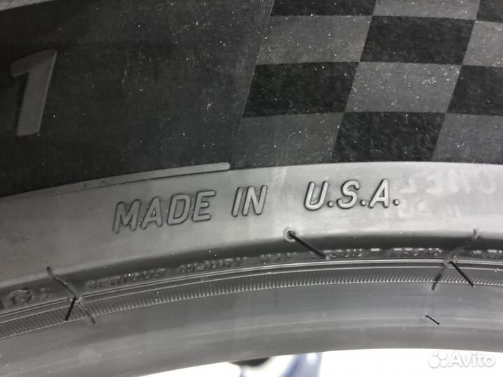 Michelin Pilot Sport 4 S 315/30 R22 107Y