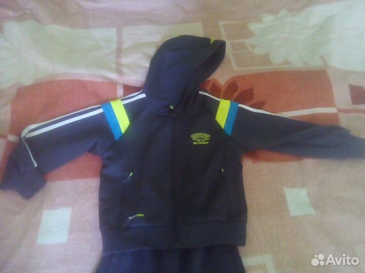 Новый спортивный костюм