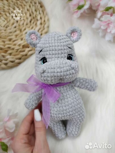 Вязаная игрушка амигуруми Бегемот