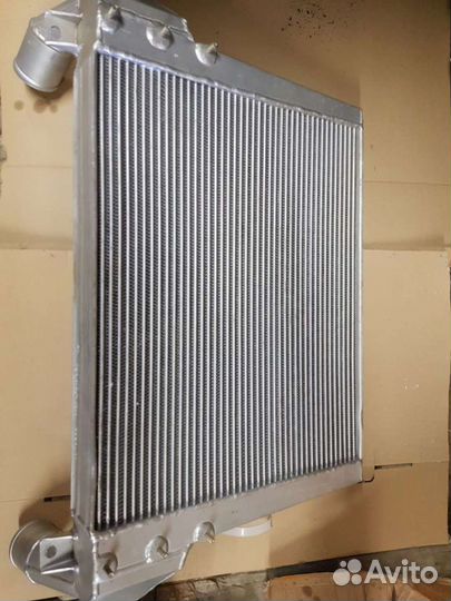 Интеркулер для двс Cummins 6isbe