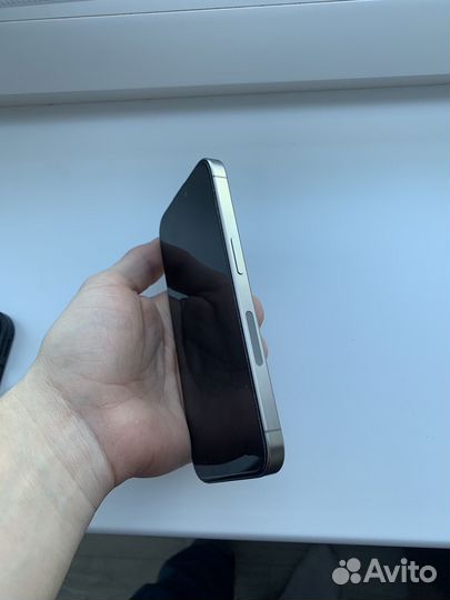 iPhone 15 Pro, 256 ГБ