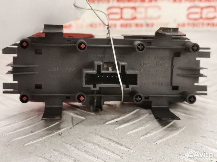 Кнопка аварийной сигнализации Renault Scenic 2