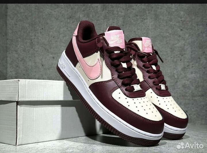 Кроссовки Nike Air Force 1 ' 07 Valentines Day