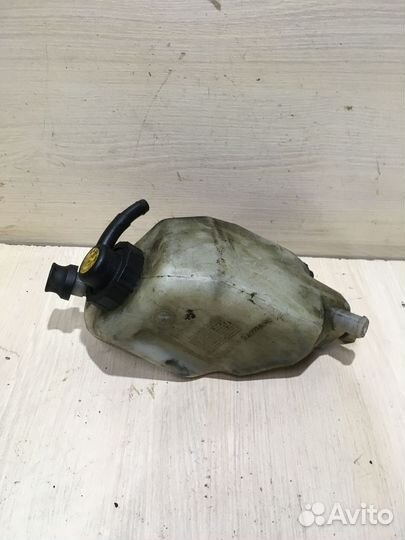 Бачок гидроусилителя Mercedes W210