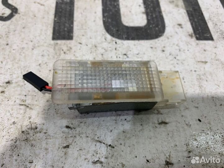 Плафон салона Vw Touareg 7L7 BAC 2005