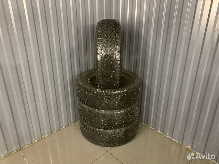 Formula Ice 215/65 R16 98T