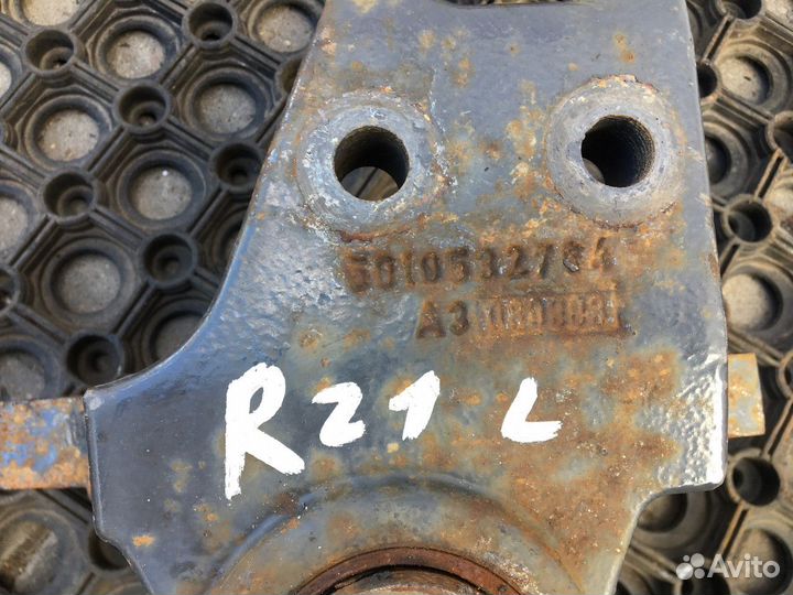 Кронштейн передней рессоры Renault Premium