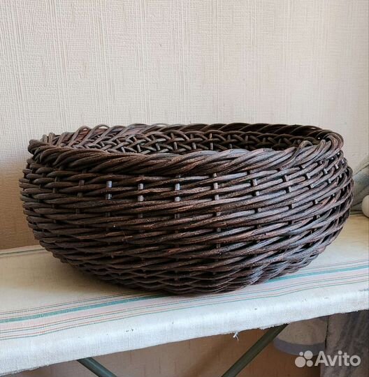 Кашпо из искусственного ротанга