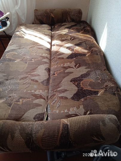 Отдам бесплатно мебель бу