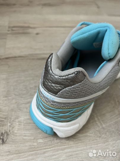 Кроссовки reebok 37 Бронь