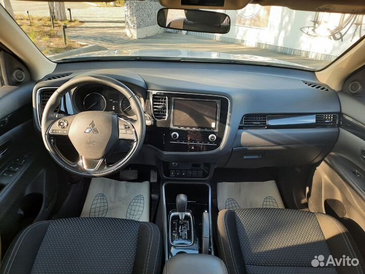Mitsubishi Outlander 2.0 CVT, 2022, 24 949 км
