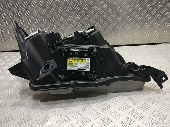 Фара LX570 (07-12) L б/у