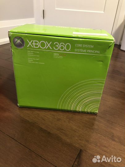 Xbox 360 в оригинальной коробке + игра