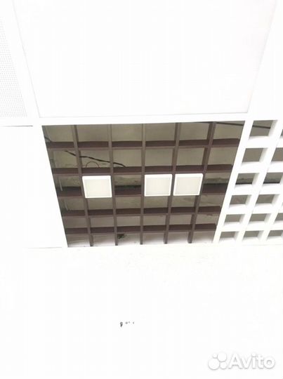 Светильники Домино для потолков Грильято