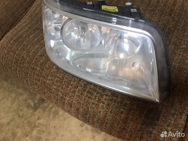 Volkswagen t5 фара правая
