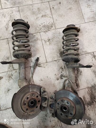 Кулак поворотный, амортизатор Chevrolet Lanos